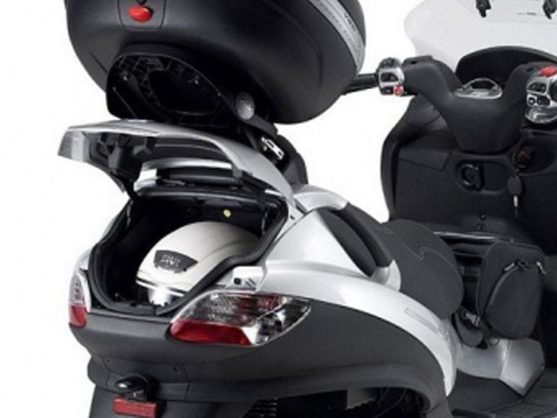 GIVI Monolock SR Gepäckbrücke Piaggio MP3 125 / 250 / 400 / 500 / LT (2008-)